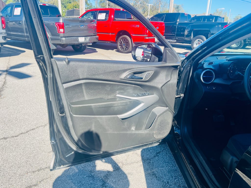 Used 2024 Chevrolet Trax LS w/ LS Convenience Package FWD image 15