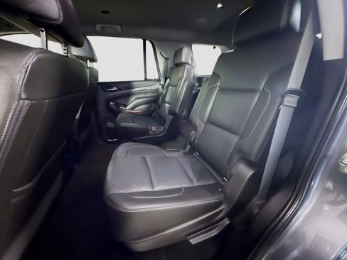 Used 2018 GMC Yukon SLT image 25