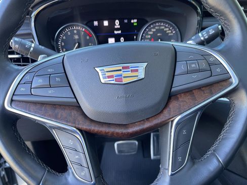 Used 2024 Cadillac XT5 Sportv w/ Technology Package AWD/4WD image 24