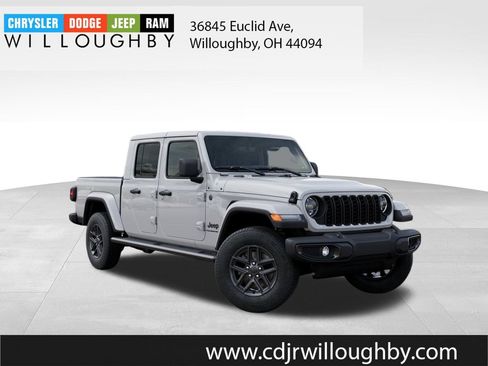 New 2026 Jeep Gladiator Sport AWD/4WD image 5