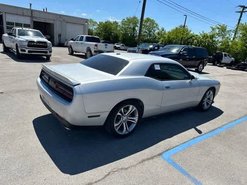 Used 2022 Dodge Challenger R/T RWD image 21