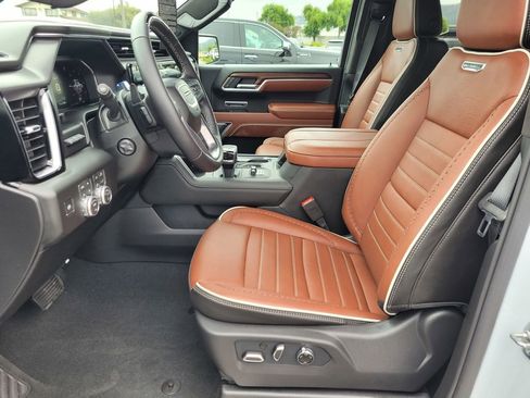 New 2026 GMC Sierra 1500 Denali Ultimate AWD/4WD image 12