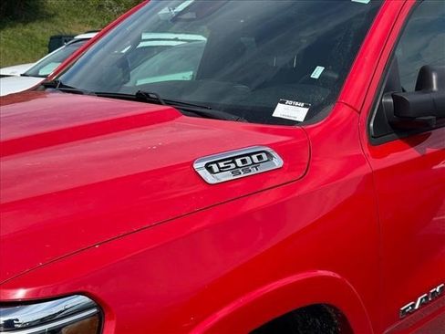 Used 2025 RAM 1500 Big Horn AWD/4WD image 6