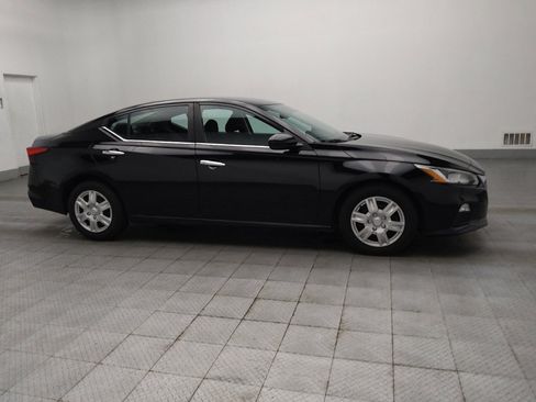 Used 2019 Nissan Altima 2.5 S image 11