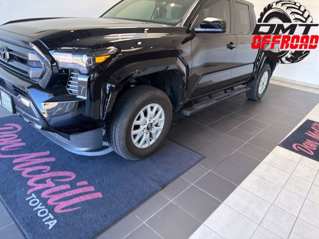 Certified 2026 Toyota Tacoma SR5 AWD/4WD image 1