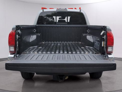 Used 2023 Toyota Tacoma SR5 AWD/4WD image 9