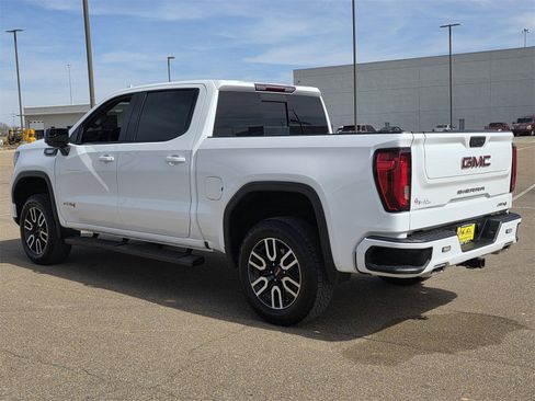 Used 2022 GMC Sierra 1500 AT4 w/ AT4 Preferred Package image 5