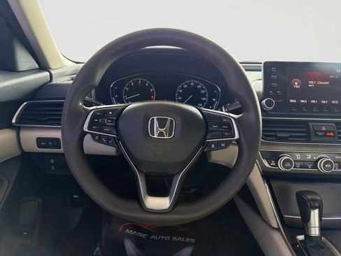 Used 2018 Honda Accord LX image 27