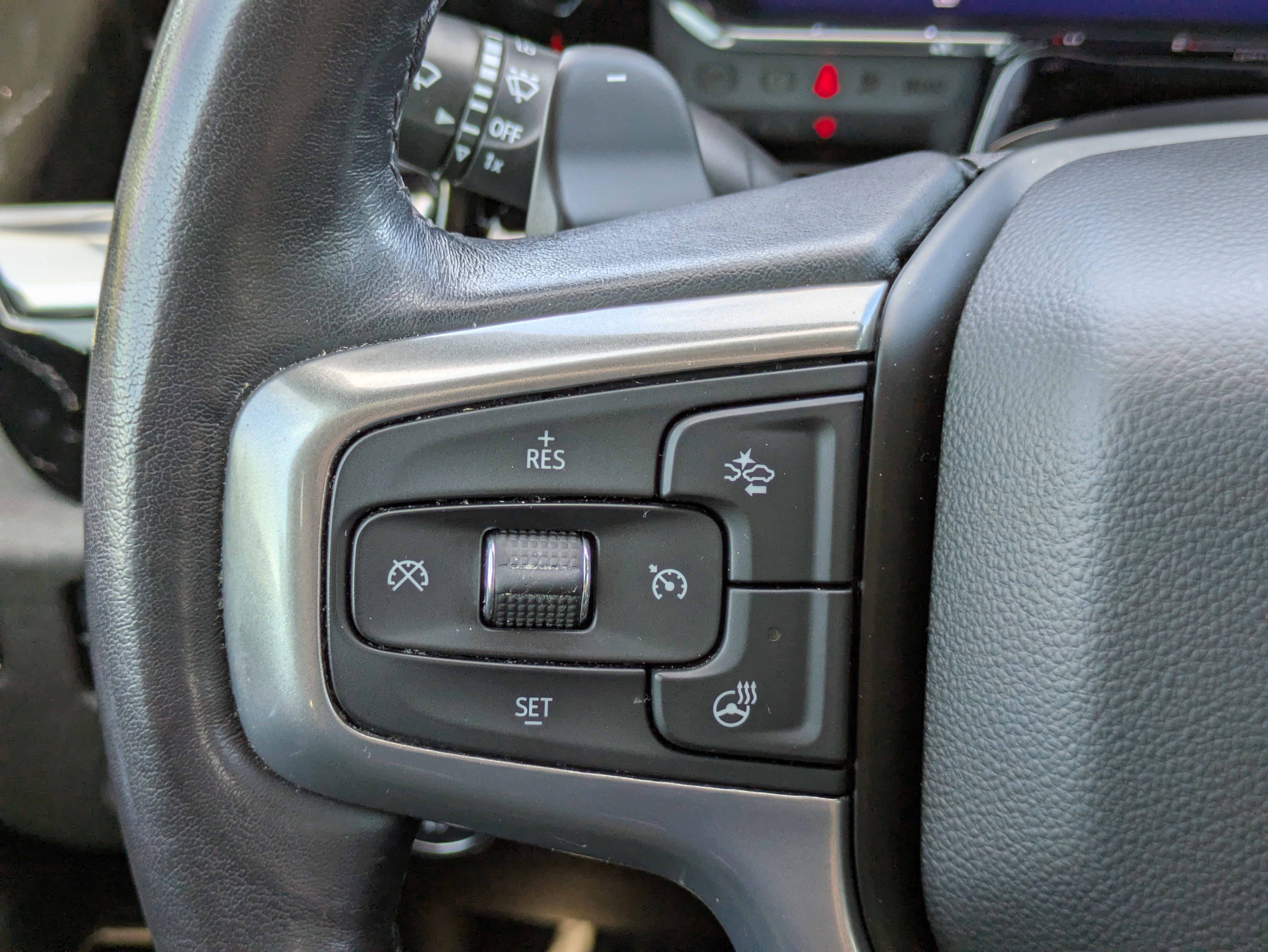 Used 2022 Chevrolet Silverado 1500 RST w/ Convenience Package II AWD/4WD image 24