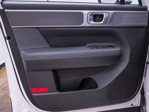 Certified 2026 Hyundai Santa Fe SEL image 31