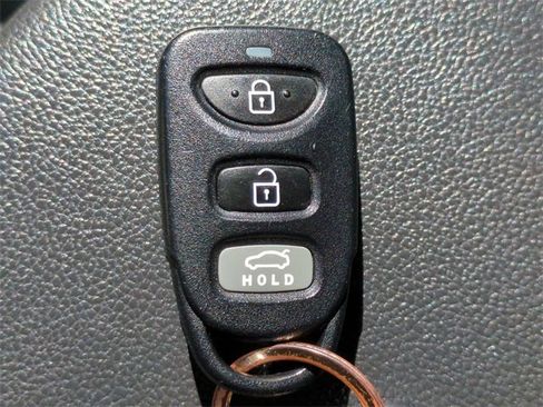 Used 2019 Hyundai Elantra SE w/ Cargo Package image 31