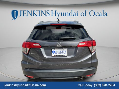 Used 2021 Honda HR-V EX-L image 4