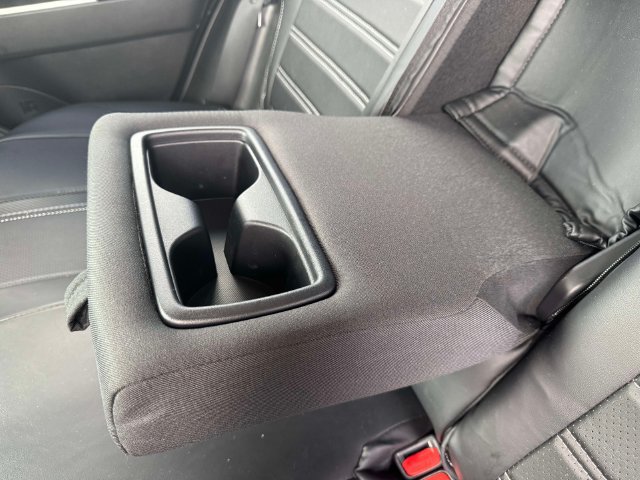 Used 2022 Toyota RAV4 XLE AWD/4WD image 16