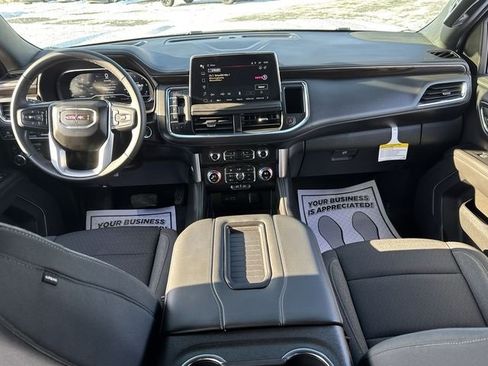 Used 2024 GMC Yukon SLE w/ LPO, Floor Liner Package image 20