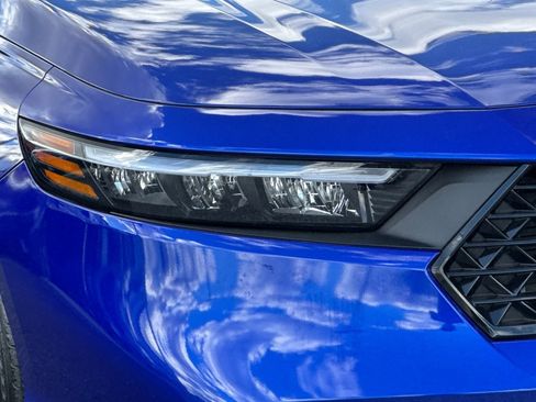 Used 2025 Honda Accord Sport image 10