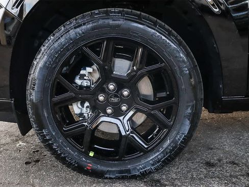 New 2026 Ford Maverick Lobo image 11