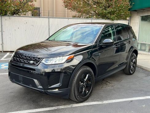 Used 2023 Land Rover Discovery Sport S image 3
