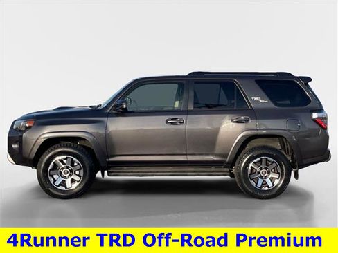 Used 2023 Toyota 4Runner TRD Off-Road Premium image 3