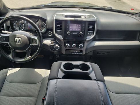 Used 2022 RAM 1500 Big Horn RWD image 4