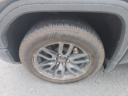 Used 2023 GMC Sierra 1500 Elevation image 11