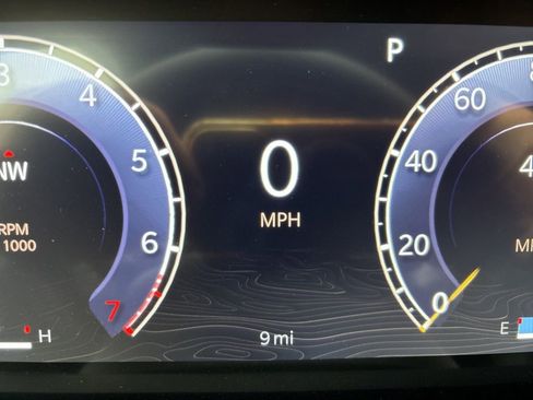 New 2025 Jeep Grand Cherokee L Altitude RWD image 31