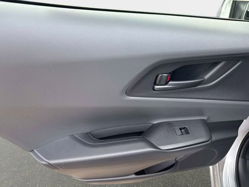 Used 2026 Toyota Prius LE FWD image 12