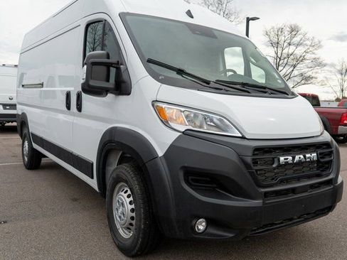 New 2026 RAM ProMaster 2500 w/ Premium Convenience Group image 4