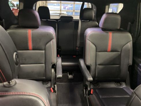 Certified 2024 Chevrolet Traverse RS w/ LPO, Floor Liner Package image 29