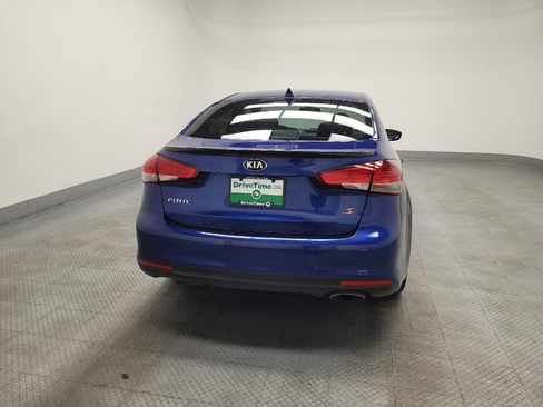 Used 2018 Kia Forte S FWD image 7