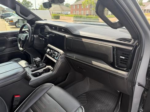 Used 2023 GMC Sierra 1500 AT4X w/ AT4X AEV Edition AWD/4WD image 16