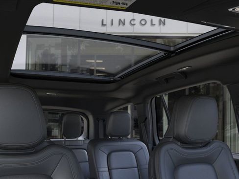 New 2025 Lincoln Aviator Reserve w/ Equipment Group 201A image 22