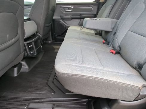 Used 2020 RAM 1500 Big Horn AWD/4WD image 24