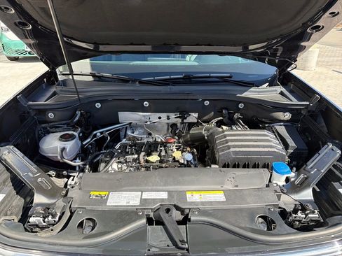 Certified 2024 Volkswagen Atlas SE image 23