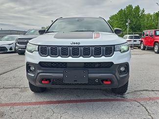 Used 2025 Jeep Compass Trailhawk AWD/4WD video 2