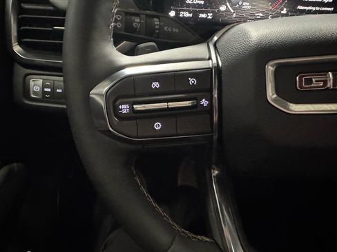 Used 2024 GMC Acadia AT4 w/ Luxury Package image 26