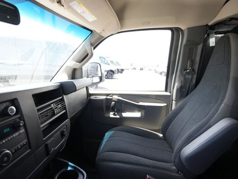 Used 2021 GMC Savana 2500 w/ Driver Convenience Package RWD image 14