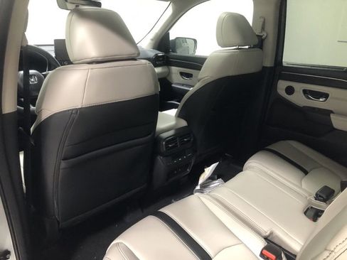 New 2026 Honda Pilot Touring image 18