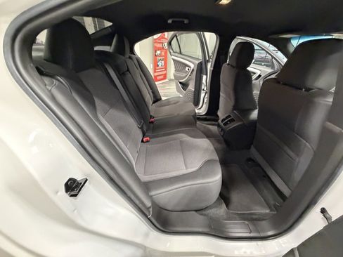 Used 2018 Ford Taurus SEL image 41