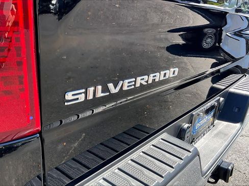Certified 2025 Chevrolet Silverado 1500 LT image 9