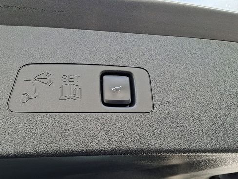 Used 2022 Lincoln Corsair AWD w/ Premium Package image 31