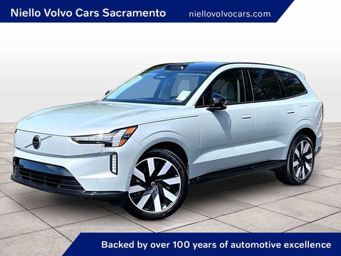 Used 2025 Volvo EX90 Ultra AWD/4WD image 1