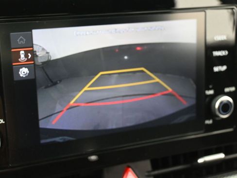 Used 2024 Kia Sportage LX image 21