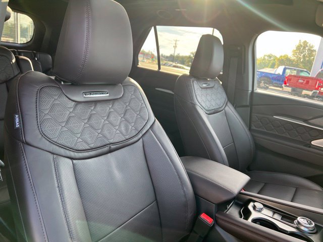 New 2027 Ford Explorer Platinum w/ LUX Leather Package AWD/4WD image 12