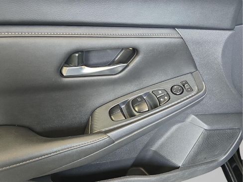 Used 2024 Nissan Sentra SV w/ All-Weather Package FWD image 15