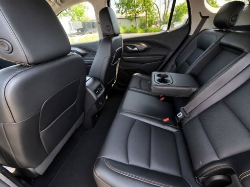 Used 2019 GMC Terrain SLT w/ Preferred Package AWD/4WD image 5