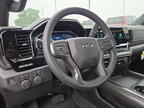 New 2026 Chevrolet Silverado 2500 ZR2 AWD/4WD image 10