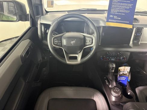 Used 2024 Ford Bronco Black Diamond AWD/4WD image 25