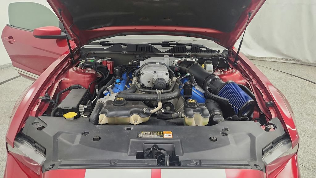 Used 2013 Ford Mustang Shelby GT500 RWD image 38