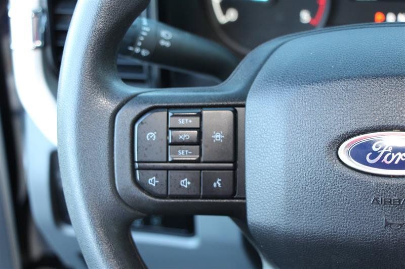 Used 2025 Ford F350 XLT AWD/4WD image 37