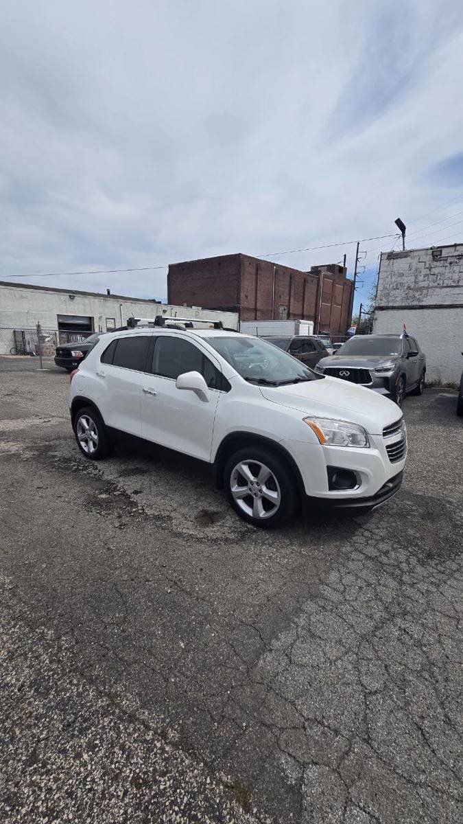 Used 2015 Chevrolet Trax LTZ w/ LPO, Protection Package AWD/4WD image 5